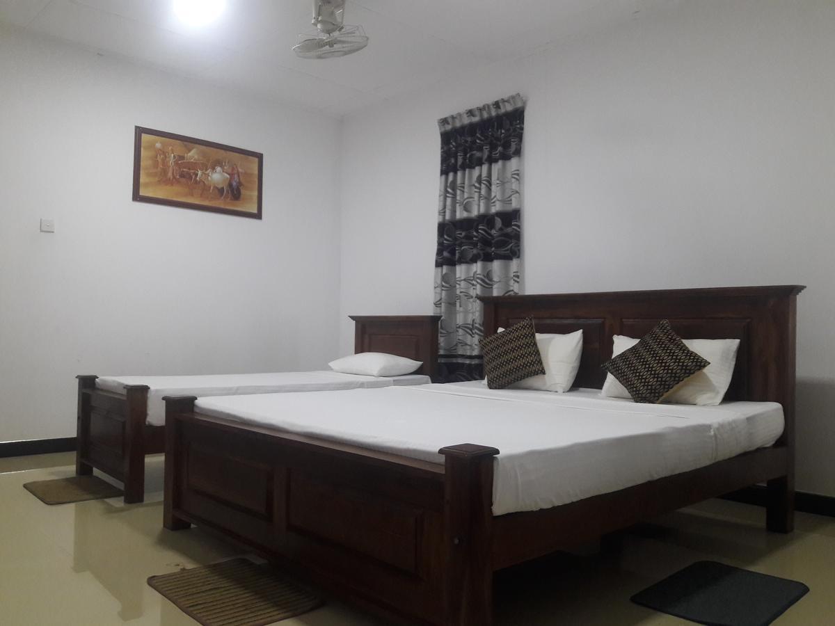 Deshani Holiday Inn Dambulla Zewnętrze zdjęcie