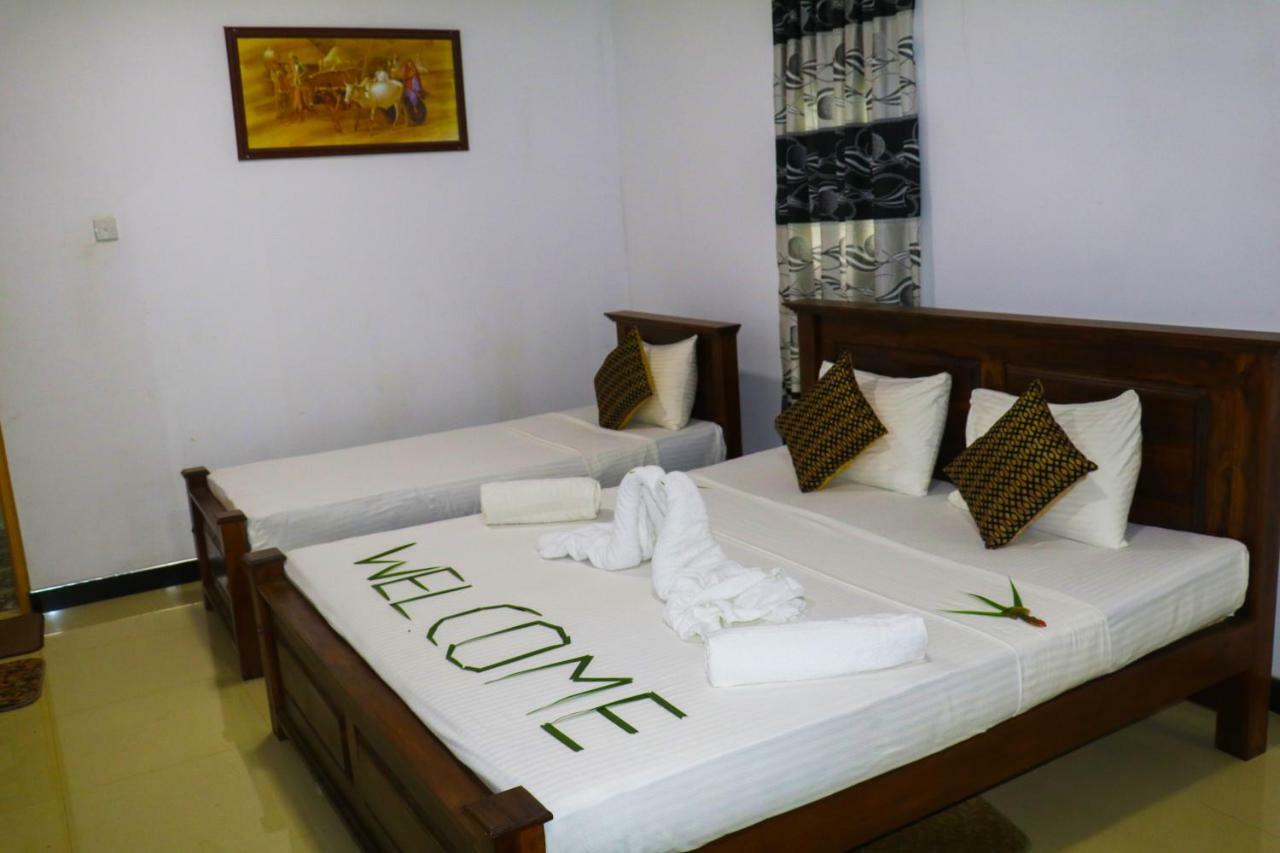 Deshani Holiday Inn Dambulla Zewnętrze zdjęcie