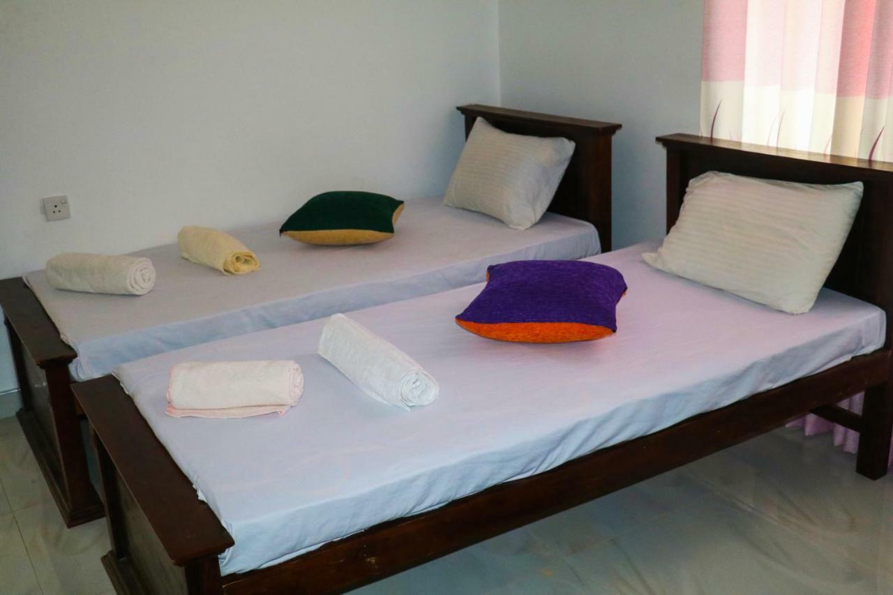 Deshani Holiday Inn Dambulla Zewnętrze zdjęcie