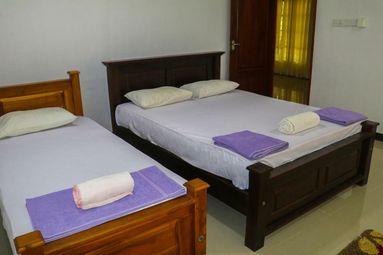 Deshani Holiday Inn Dambulla Zewnętrze zdjęcie