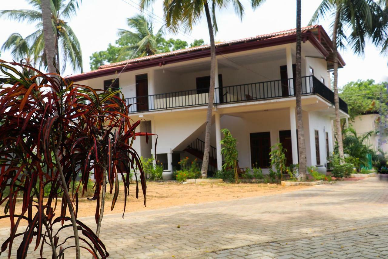 Deshani Holiday Inn Dambulla Zewnętrze zdjęcie